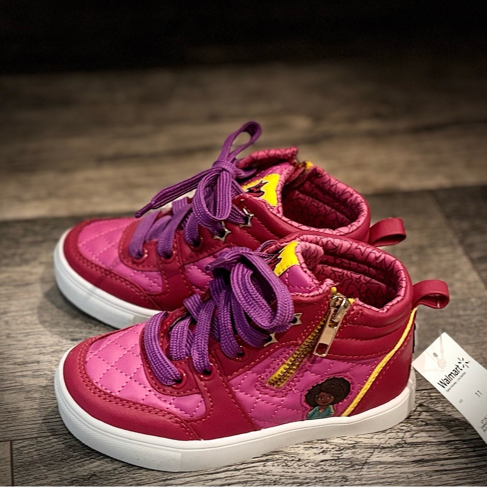 🎉HP🎉 Karma’s World High Top Sneakers Size 11 New With Tags!